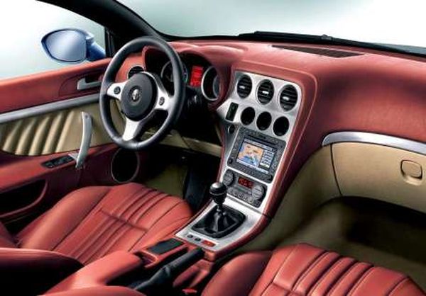 2015 - Alfa Romeo Duetto Interior