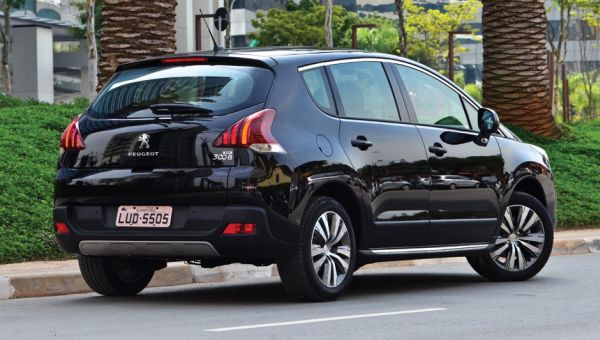 2015 - Peugeot 3008 Rear View