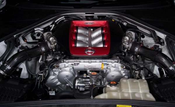 2015 - Nissan GT-R Engine