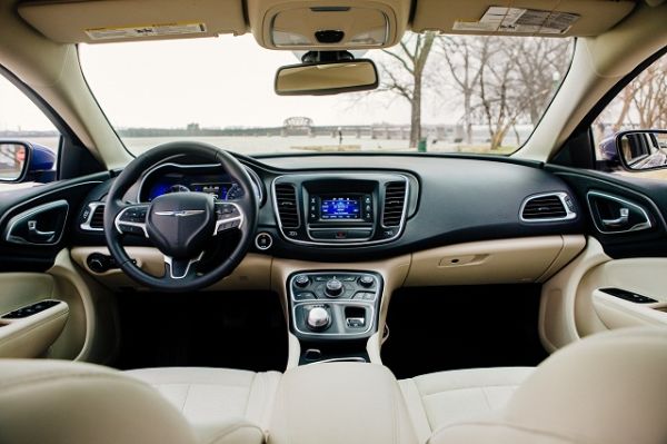 2016 - Chrysler 300  Interior