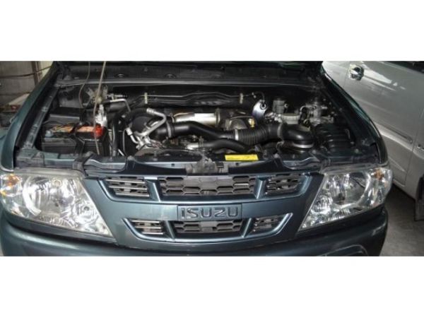 2015 - Isuzu Crosswind Engine