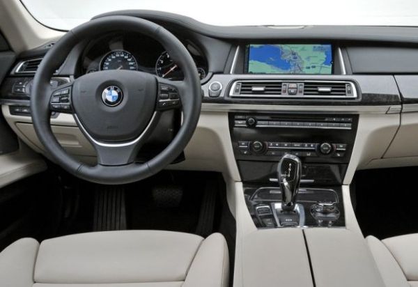 2015 - BMW 740Li Interior