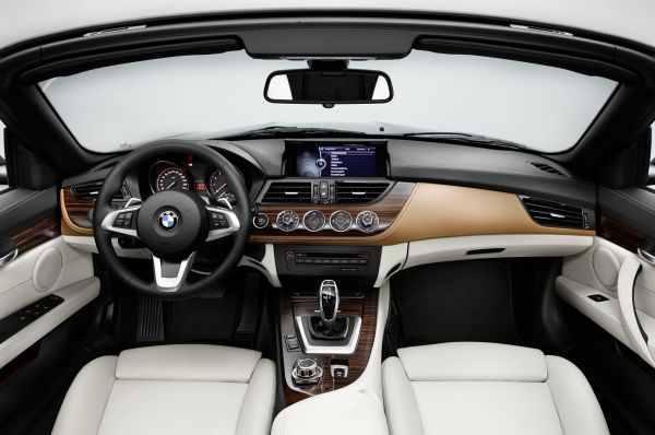 BMW Z4 2015  Interior