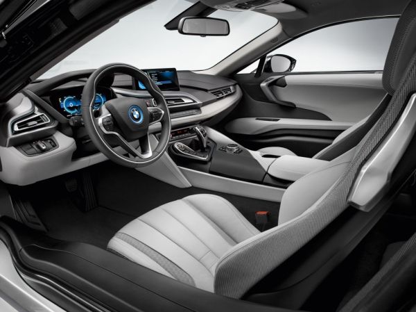 BMW i8 2015  Interior