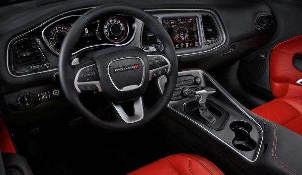 2015 Dodge Challenger Interior