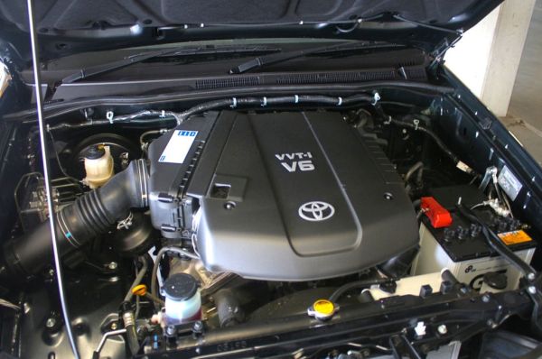 2016 Toyota Hilux Engine