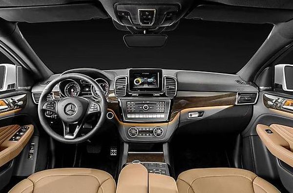 2016 Mercedes-Benz GLE63 AMG Coupe Interior