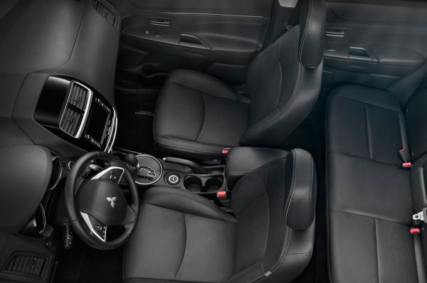 2016 Mitsubishi Outlander Sport Interior