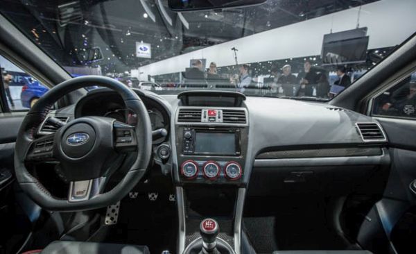 Subaru WRX STI 2015 - Interior