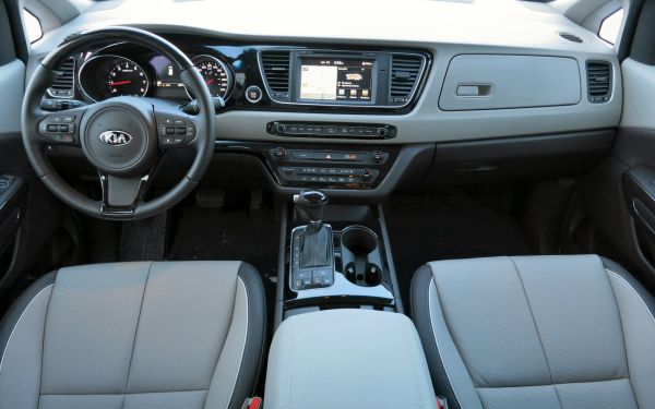 Kia Sedona 2016 Interior