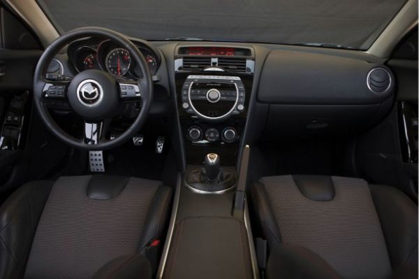 Mazda RX-7 2016 - Interior