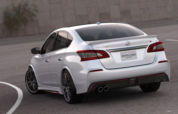 Nissan Sentra 2016 - Rear View