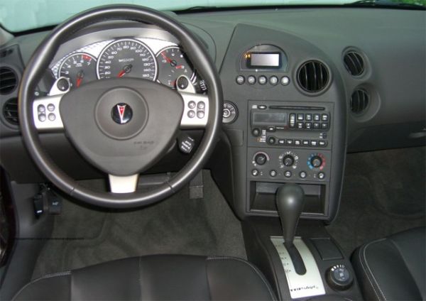 2016 Pontiac Grand Prix Interior view