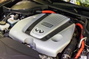 2015 Infiniti Q70L Engine