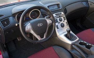 Hyundai Genesis Coupe 3.8 Interior