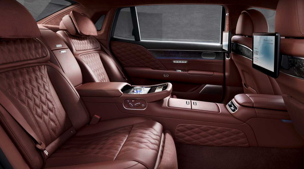 New 2023 Genesis G90 interior view back seats