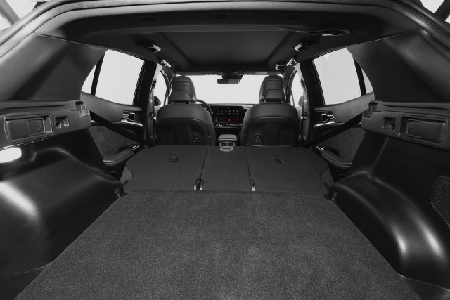 2022 Kia Sportage GT SUV trunk space view