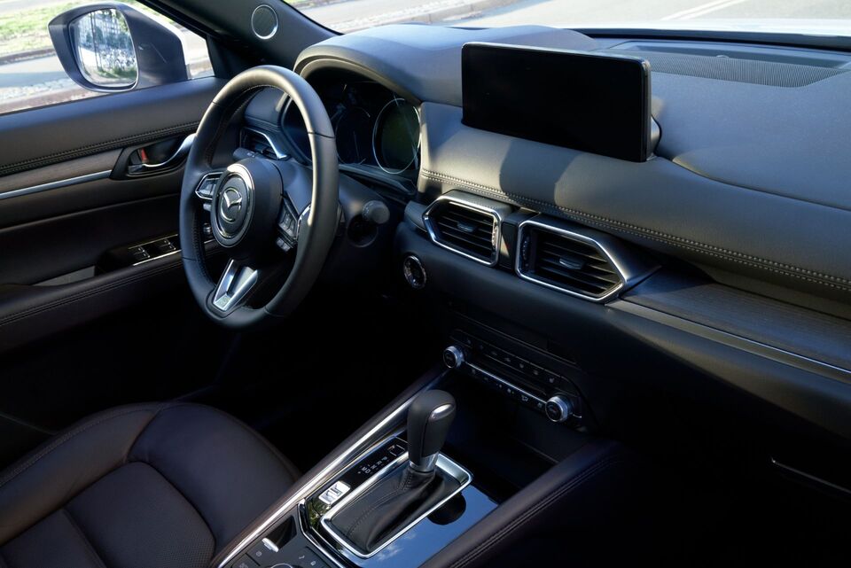 2022 Mazda CX-5 Interior view