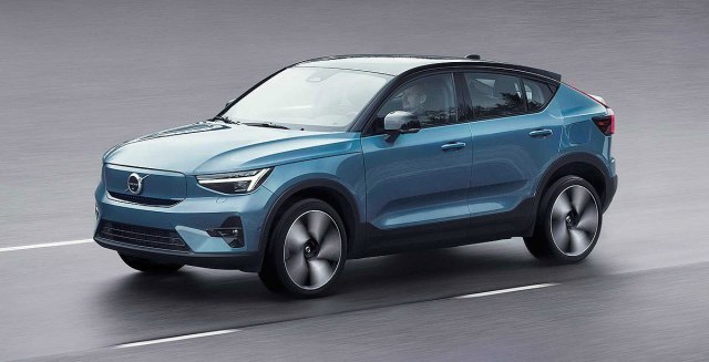 2022 Volvo C40 Recharge EC SUV  side front view
