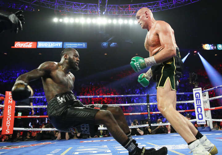 Tyson Fury vs Deontay Wilder knockout by Fury