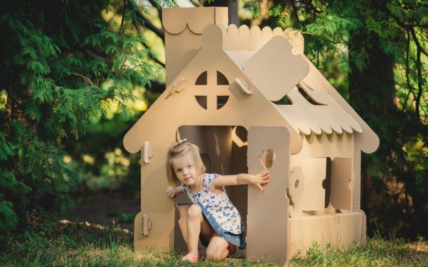 How to make a cardboard house