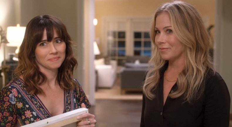 Christina Applegate as Jen Harding Linda Cardellini as Judy Hale, Dead to Me cast