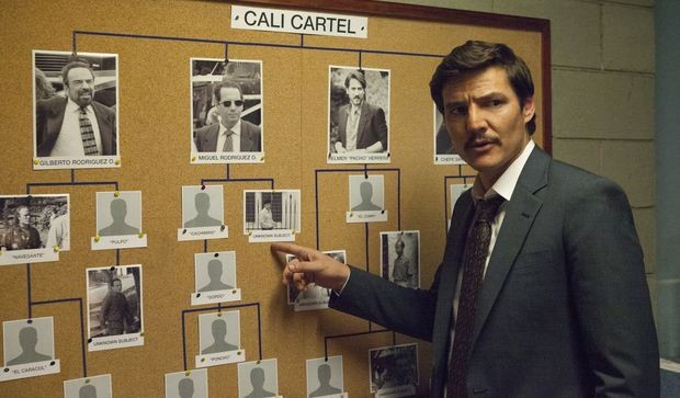 narcos mexico season 3 cast  Javier Pena,